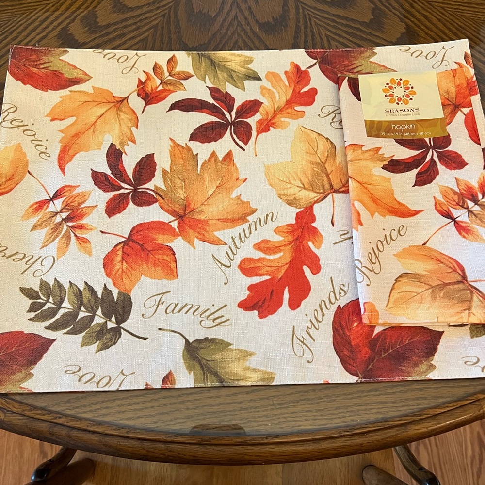 Fall placemats and napkins